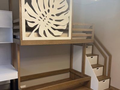 Кровать чердак из массива ясеня